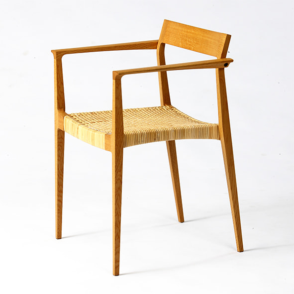 ST-chair01